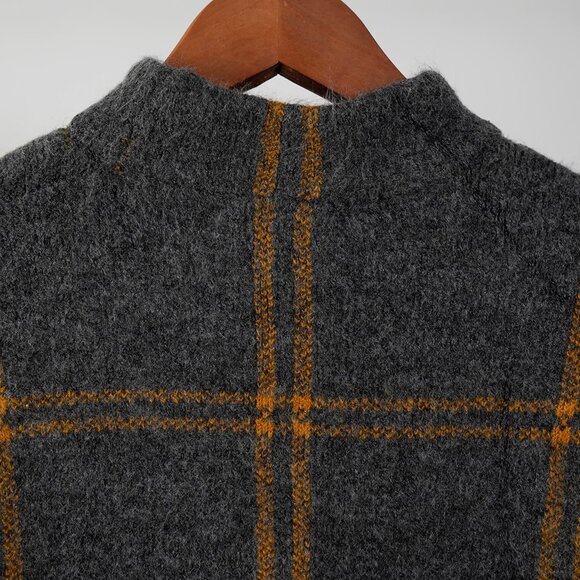 Belle Ultrasoft Burberry Style Windowpane Check Mock Neck Sweater, Size M - Picture 4 of 6